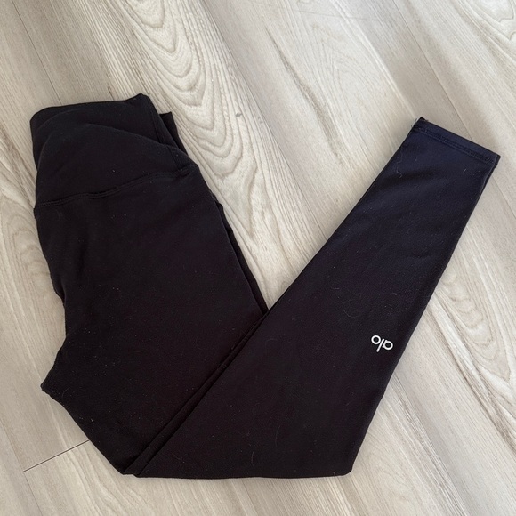 ALO Yoga Pants - Alo Black Leggings